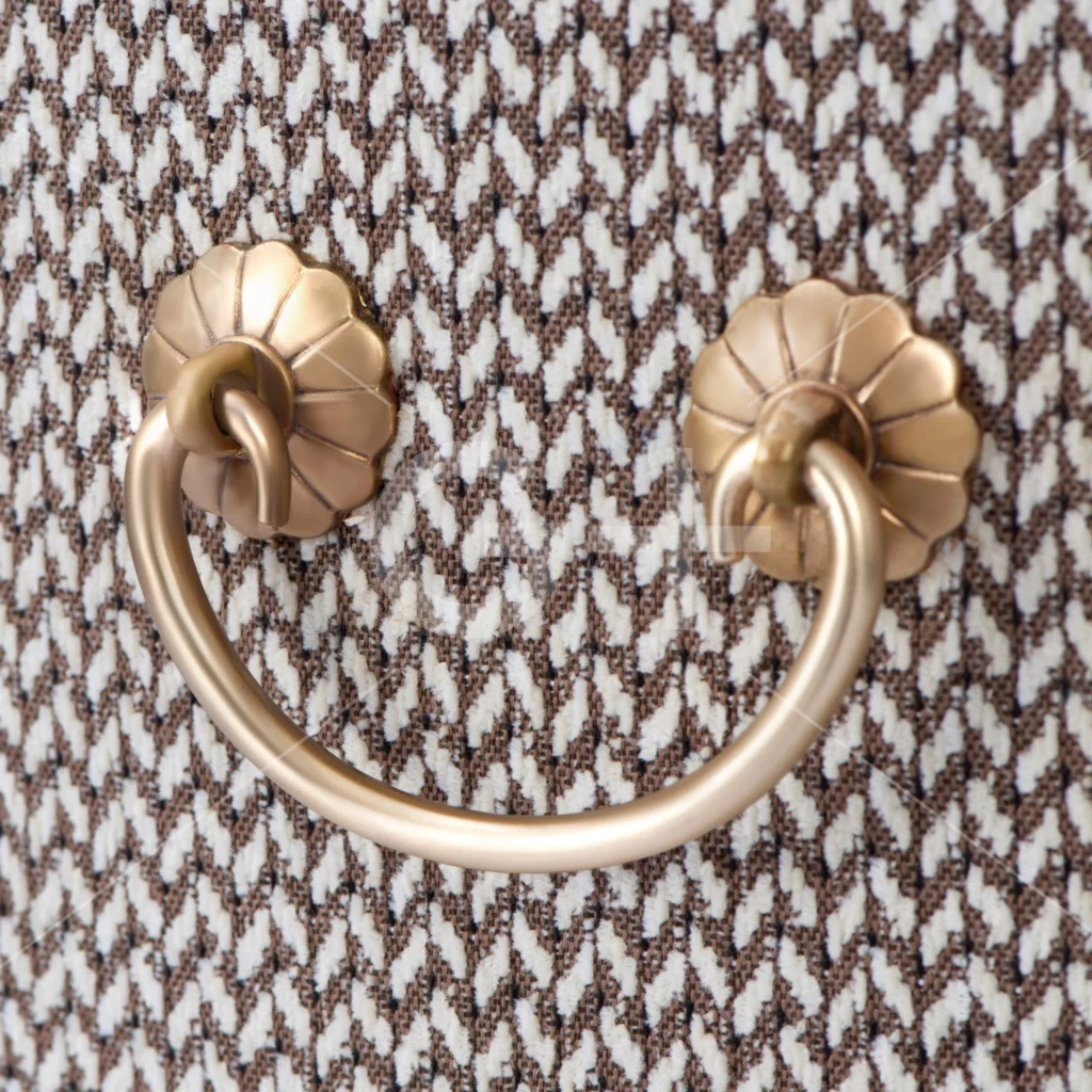 GHE-AN-EMBRACE-3-zoom-scaled-1.webp GHẾ ĂN EMBRACE